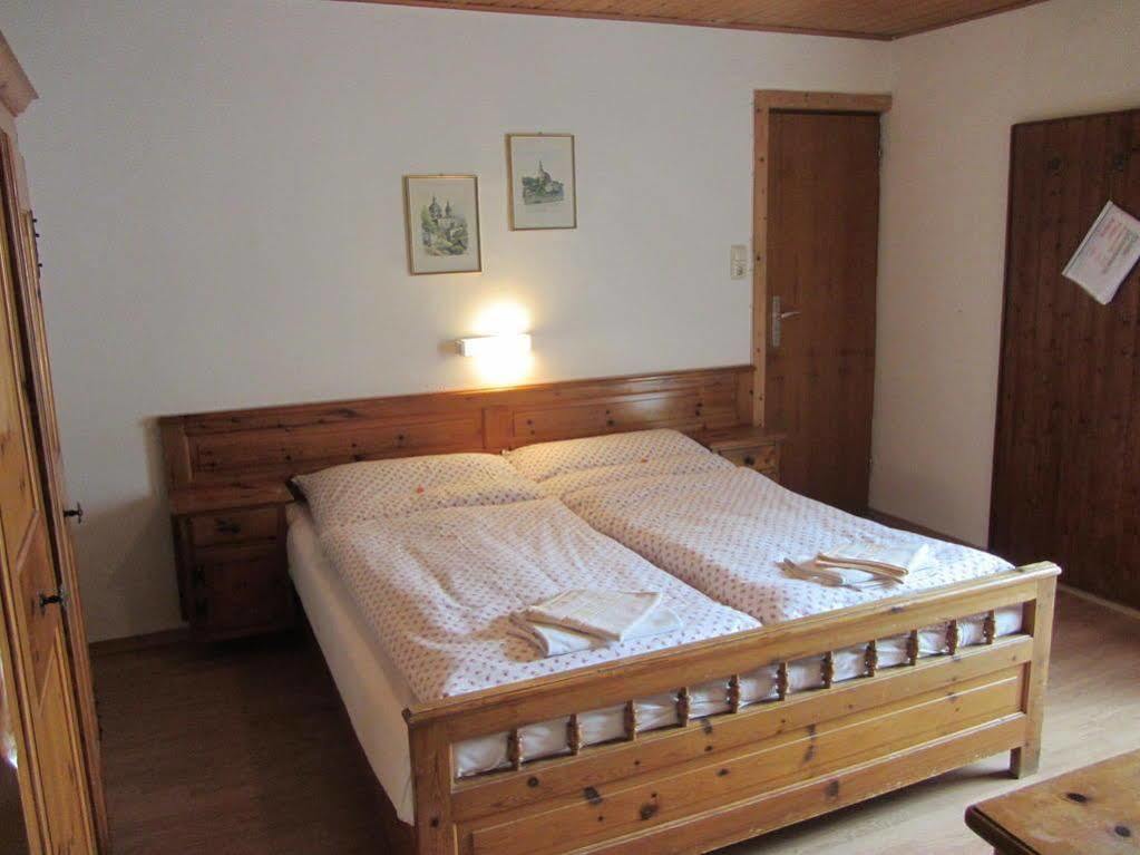 Alpenpension Haslinger บาดกัสไตน์ ภายนอก รูปภาพ